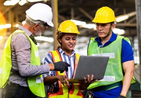 HappyManufacturingEmployees HappyManufacturingEmployees